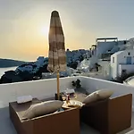 Kaleidoscope Cave Oia