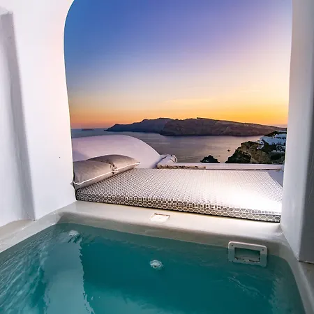 Kaleidoscope Cave Aparthotel