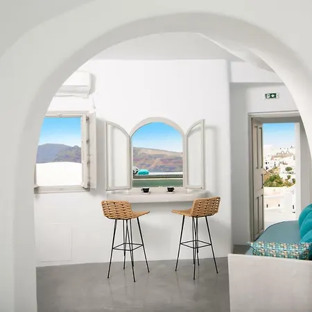 Kaleidoscope Cave Aparthotel