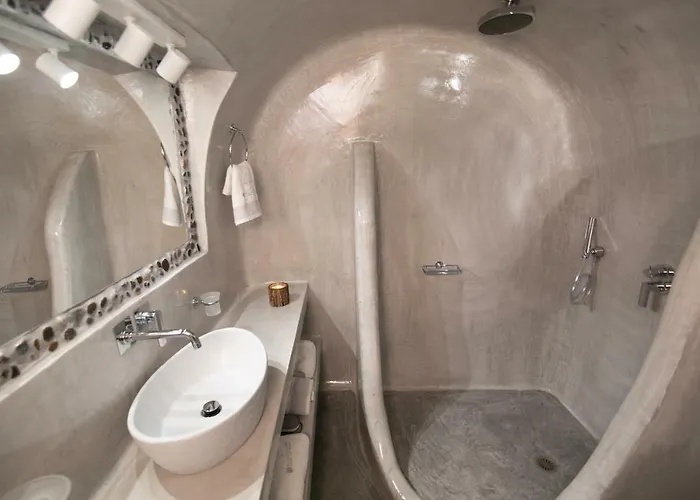 Kaleidoscope Cave 4* Oia