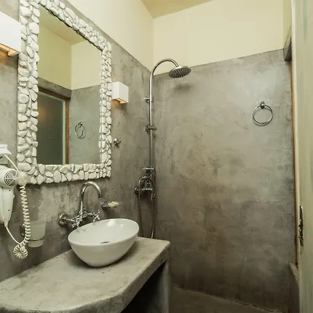 كاليدوسكوب كيف هاوسيز 4* أويا