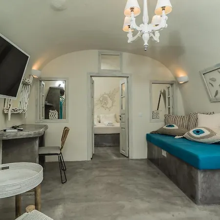 Kaleidoscope Cave Aparthotel