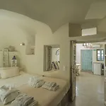 Kaleidoscope Cave 4* Oia