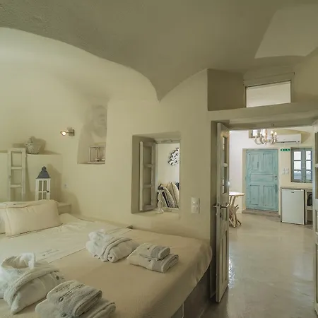 Kaleidoscope Cave Apartmanhotel