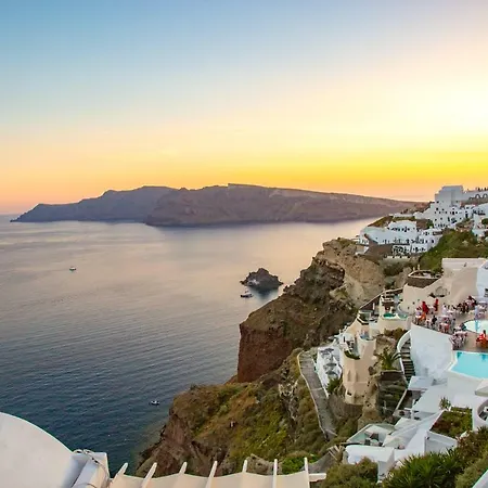 Kaleidoscope Cave 3* Oia