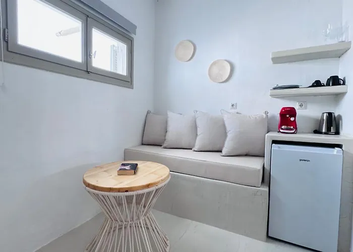 Kaleidoscope Cave Oia